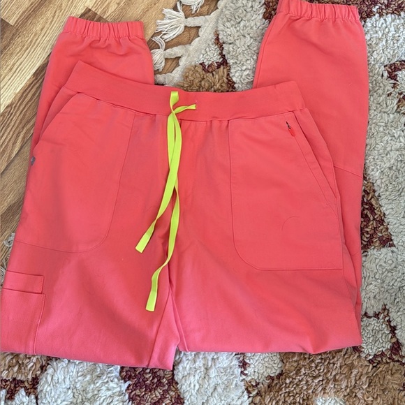 Figs - Picture 2 of 4